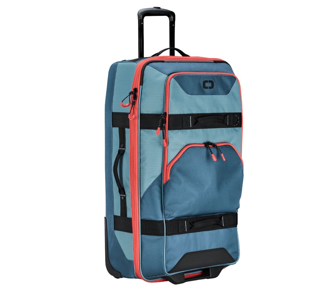 Ogio Alpha Terminal Rolling Suitcase/Luggage